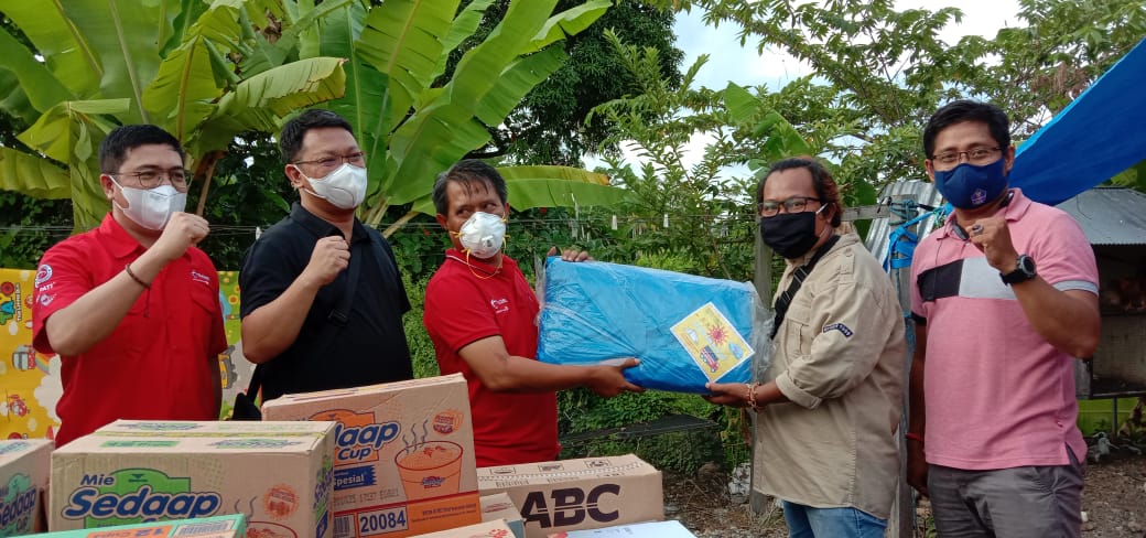 Fasilitasi Internet dan Salurkan Bantuan, Bentuk Kepedulian Telkomsel Kepada Jurnalis di Mamuju
