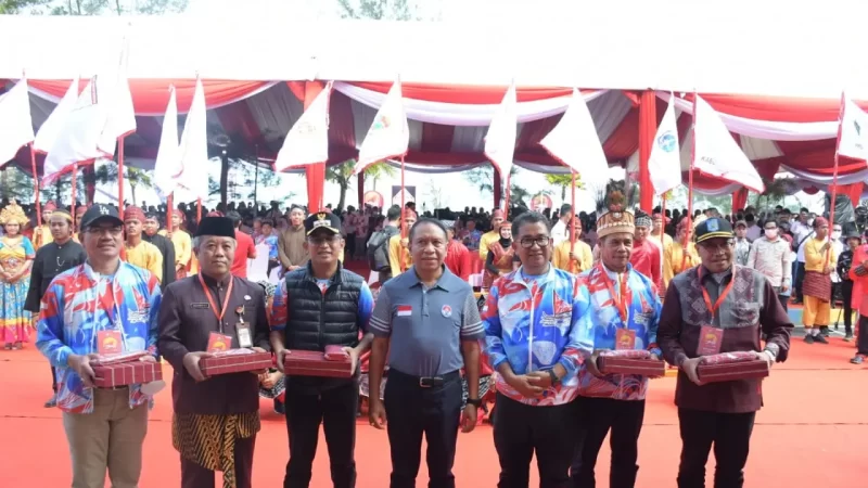 Menpora Apresiasi Penuh Festival Sandeq Indonesia Mendukung IKN