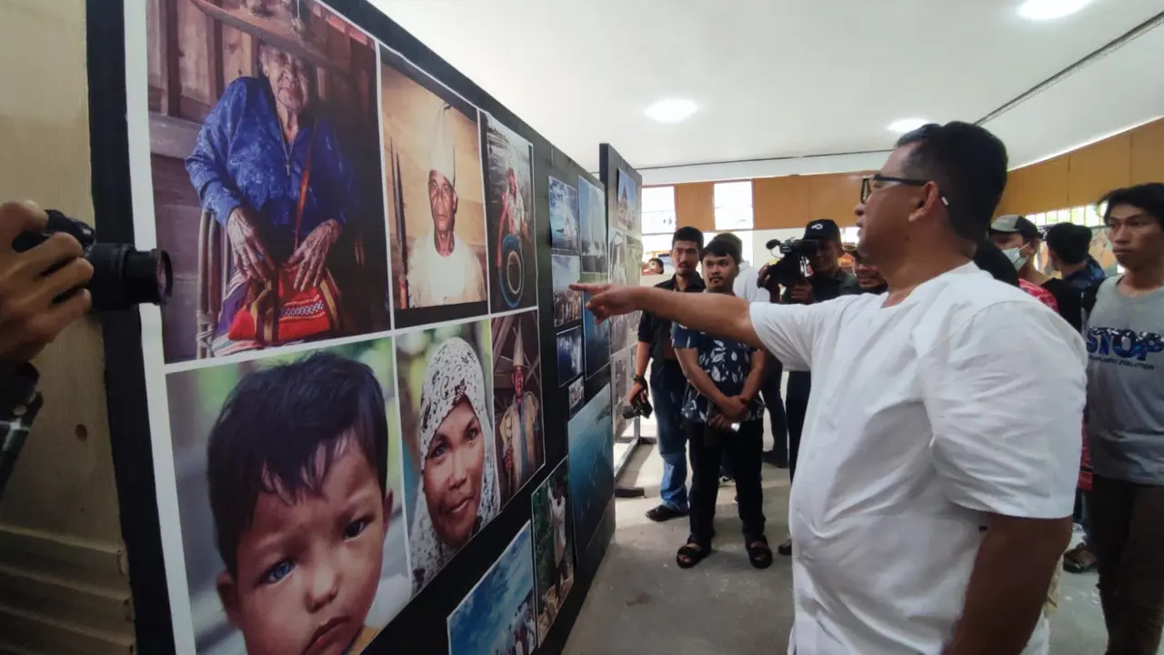 18 Tahun Sulbar Melalui Bingkai Foto dan Goresan Kanvas