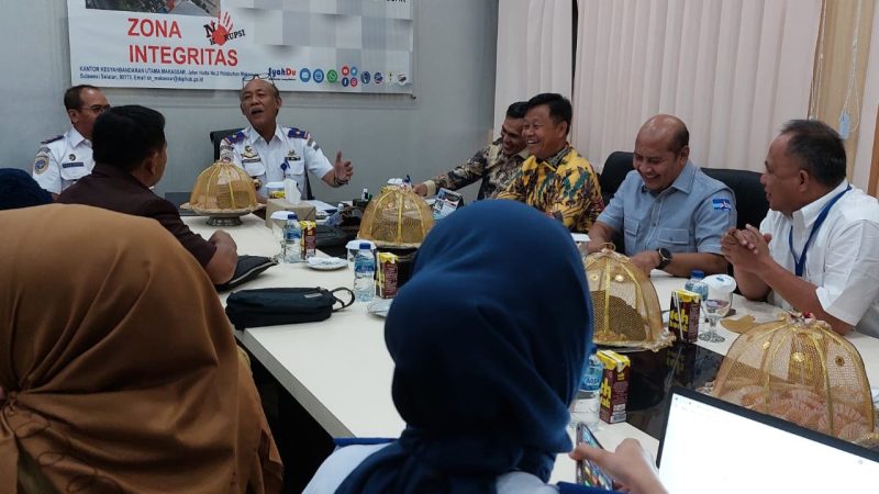 Hasil Kunker Komisi II DPRD Sulbar di Kesyahbandaran Utama Makassar