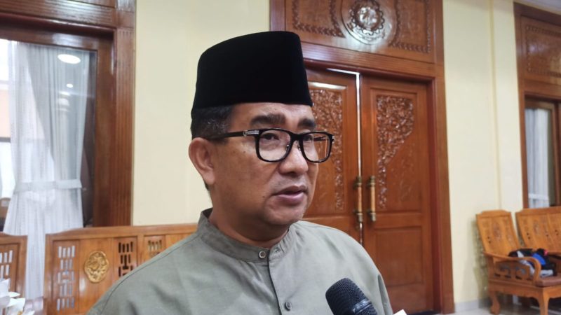 Pj Gubernur Ajak Masyarakat Sulbar Rayakan Idul Fitri Dengan Kesederhanaan