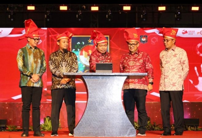 Pj Gubernur Sulbar Hadiri Launching SILPPD Versi Terbaru