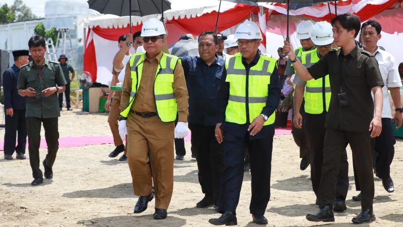 Sekprov Lakukan Peletakan Batu Pertama Kantor Pengadilan Tinggi Agama Sulbar