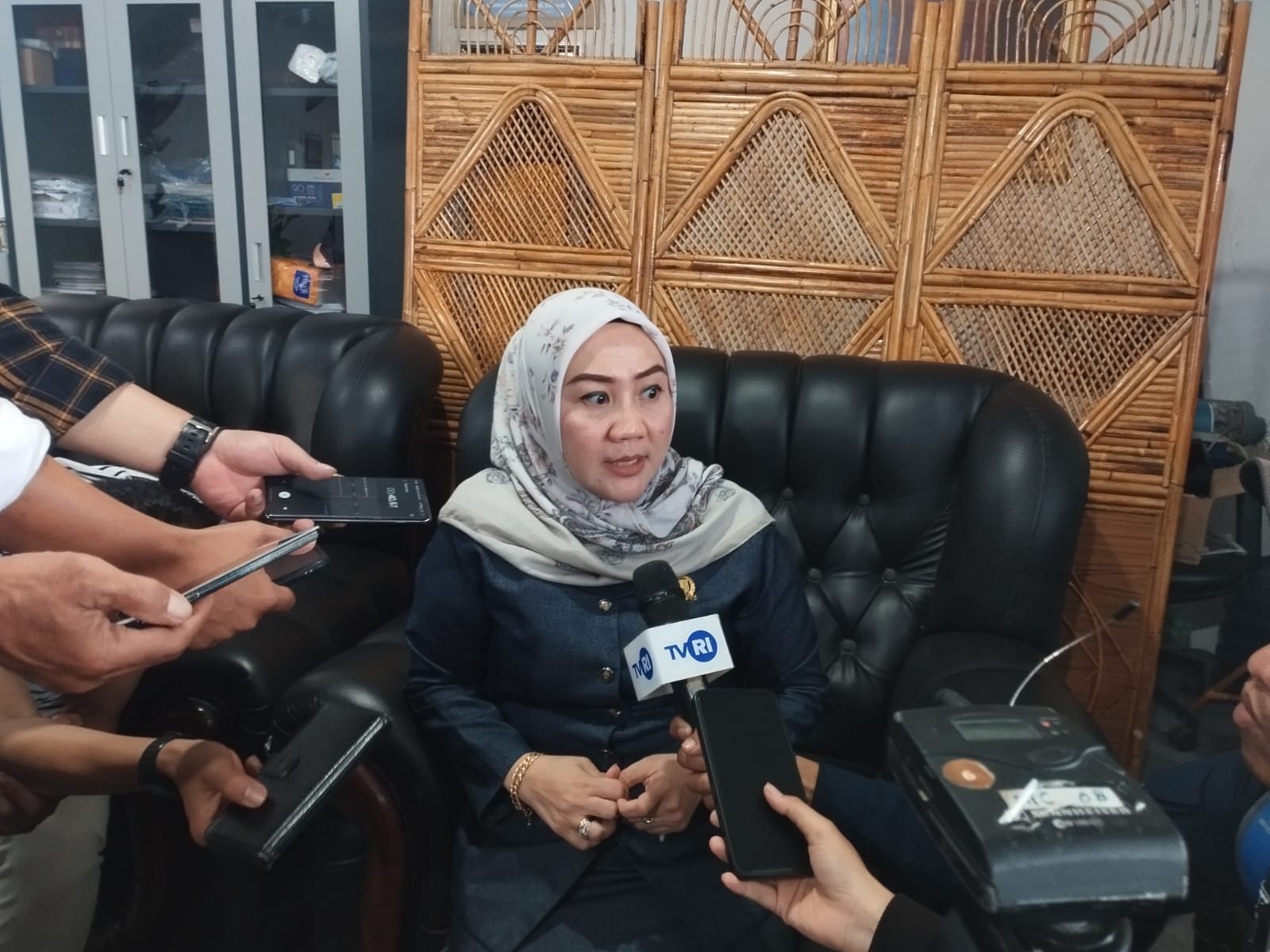 Pemprov Lalilan Mutasi, Ketua DPRD Sulbar Tegas Tolak Penggantian Sekwan