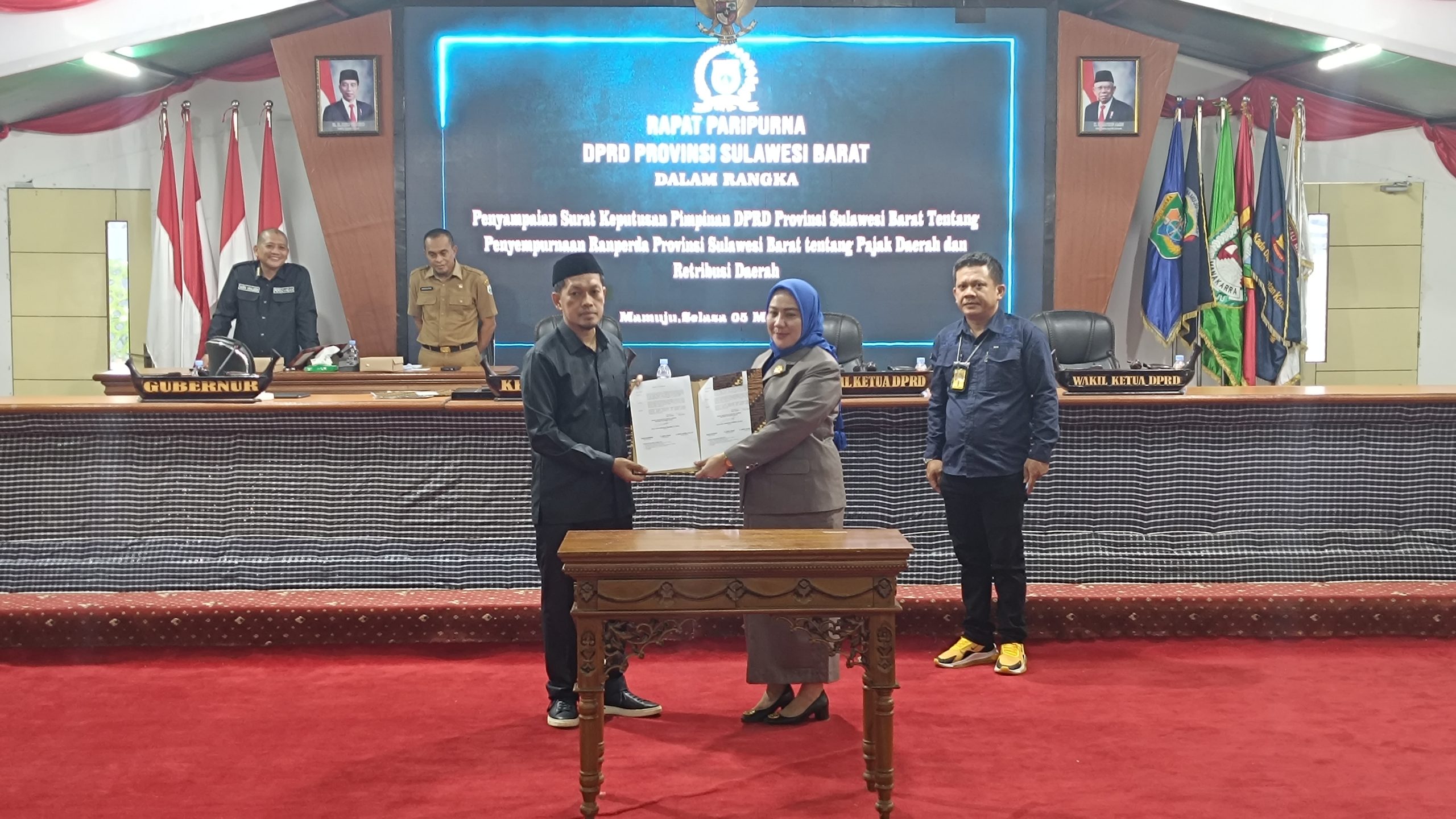 DPRD Sulbar Sahkan 3 Ranperda Bersentuhan Layanan Masyarakat
