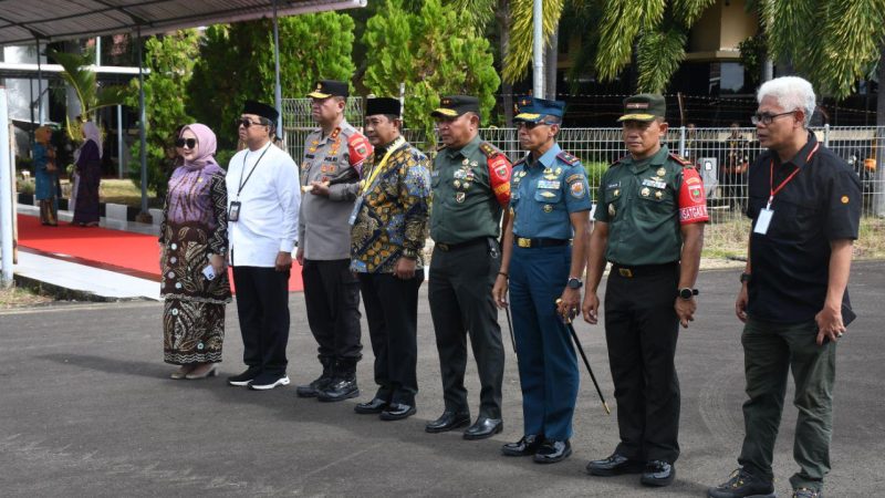 Kapolda Bersama Forkopimda Antar Kepulangan Wapres Ma’ruf Amin
