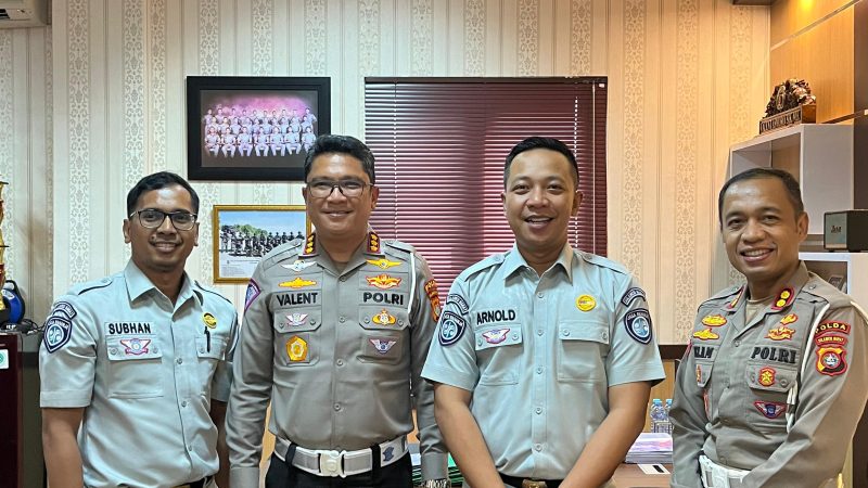 Dikunjungi Kepala Jasa Raharja, Dirlantas Polda Sulbar Siap Perkuat Sinergitas