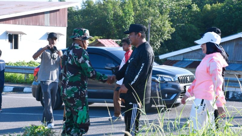 Pj Bahtiar Galakkan Gerakan Gotong Royong Bersihkan Sulbar dari Sampah