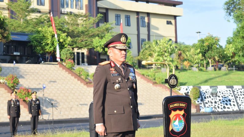 Wakapolda Sulbar Pimpin Upacara Hari Kemerdekaan
