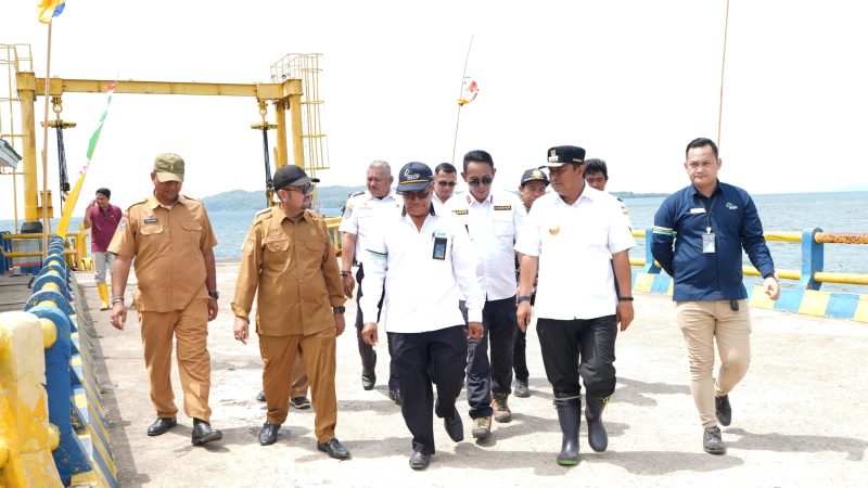 Pj Gubernur Sulbar Kunjungi Pelabuhan ASDP Mamuju, Cek Kesiapan Pelabuhan