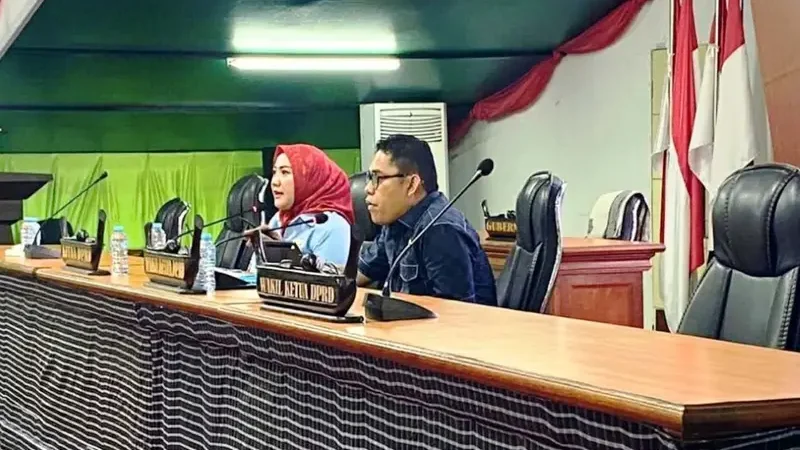 DPRD Sulbar Gelar Rapat Bersama TAPD Pemprov Sulbar