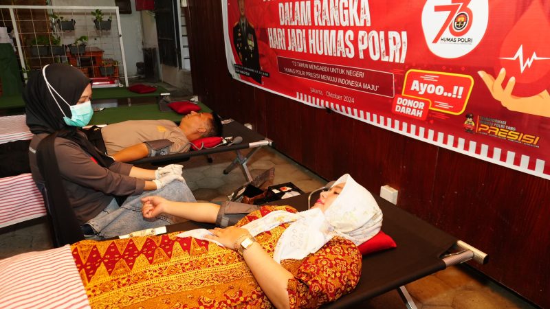 Meriahkan HUT Humas Polri, Bidhumas Polda Sulbar Gelar Donor Darah