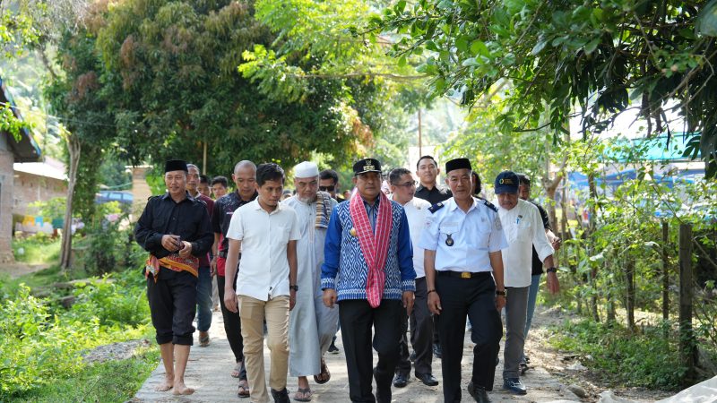 Pj Bahtiar Bakal Bantu Bibit Pohon dan Ikan Nila Bagi Warga Desa Pammulukang Mamuju