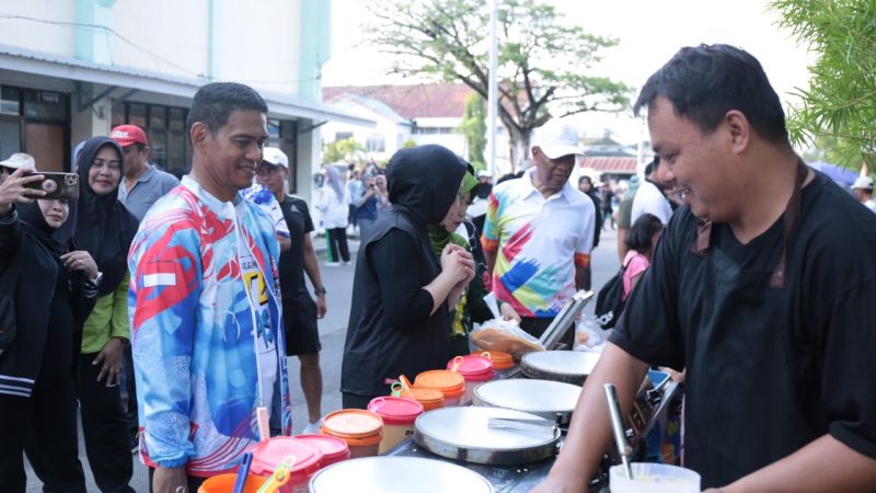 Pjs Bupati Majene Hadiri Car Free Day di Stadion Parasamya Mandar
