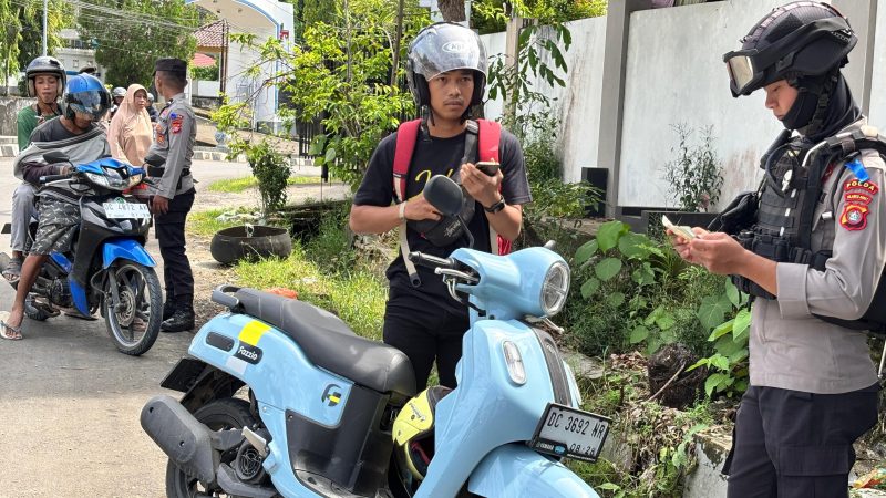 Sepekan Razia, Ditlantas Polda Sulbar Keluarkan 687 Surat Tilang