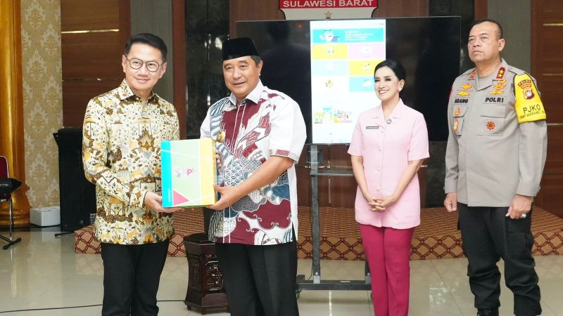 Anak-anak Kepulauan dan Pelosok di Sulbar Dapat Bantuan dari Kadin