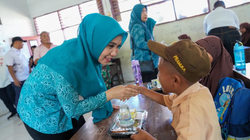 Siap Jalankan Makan Bergizi Gratis, Komitmen PKK Sulbar Wujudkan Generasi Emas 2045