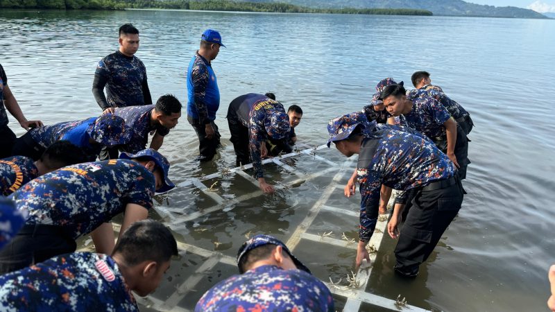 Polairud Polda Sulbar Gelar Aksi Peduli Laut, Meriahkan HUT ke-74