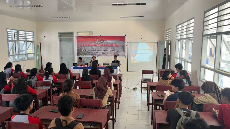 Dukung Program Astacita, Ditresnarkoba Polda Sulbar Gencarkan Binluh Bahaya Narkoba di Kalangan Pelajar