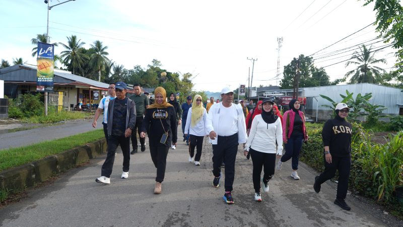 Pj Bahtiar Gelar Jalan Sehat dan Tanam Pohon di Mateng
