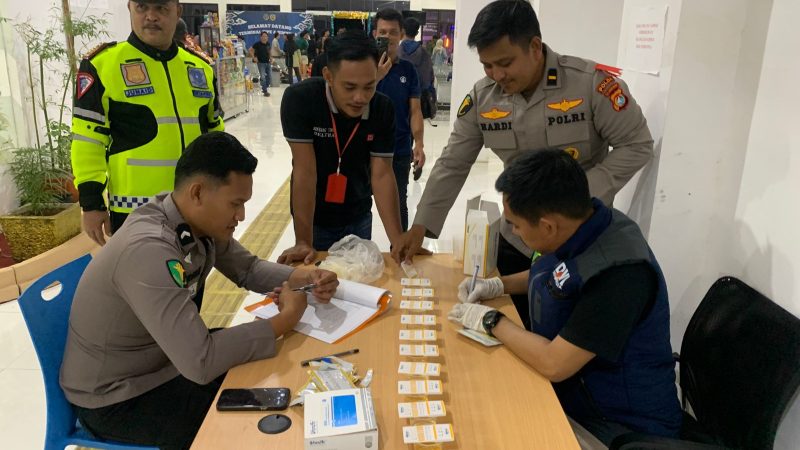 Biddokkes Polda Sulbar Perkuat Keamanan Operasi Lilin Marano-2024 dengan Layanan Kesehatan