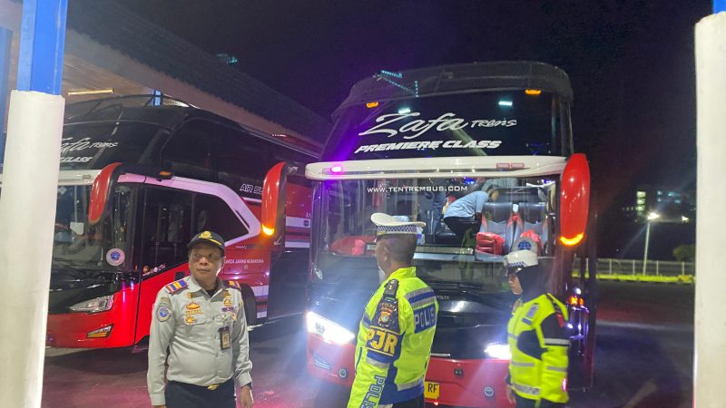 Jelang Nataru, Polda Sulbar Maksmalkan Pengamanan di Posko Terminal Simbuang Mamuju