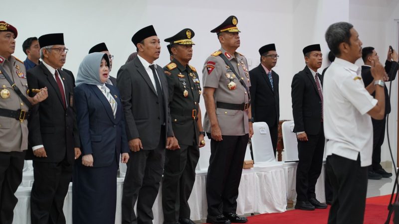 Kapolda Sulbar Hadiri Rapat Paripurna Pengumuman Cagub dan Cawagub Terpilih