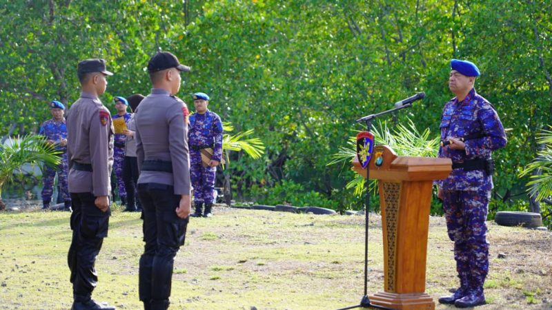Penutupan Tradisi Pembaretan Personel DitPolairud Dipimpin Kapolda Sulbar