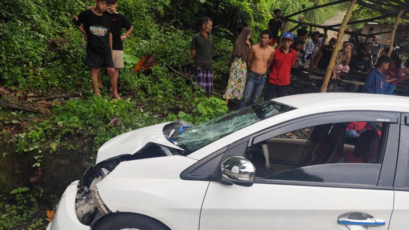 Ditlantas Polda Sulbar Sigap Tangani Kecelakaan di Mamuju