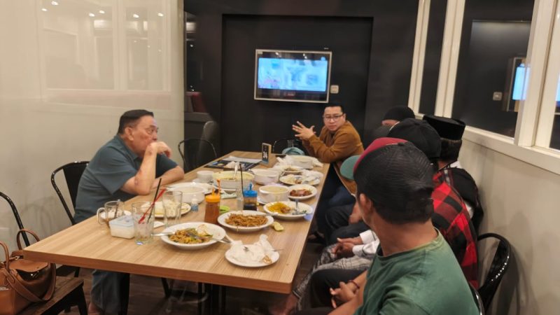 Jalan Tani Jadi Sorotan, Wagub Sulbar Terima Aspirasi Masyarakat di Rumah Makan