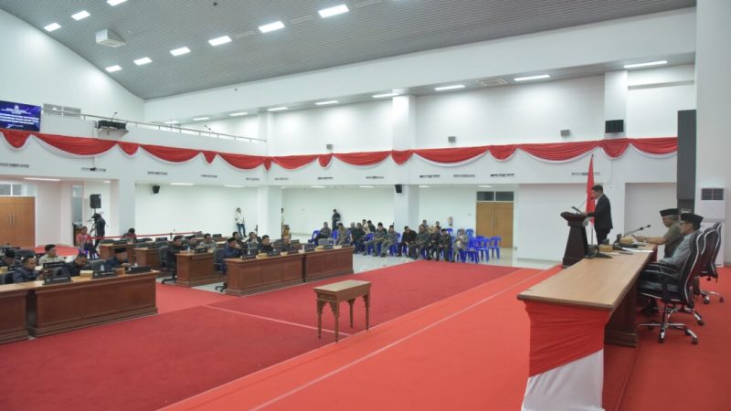 DPRD Sulbar Gelar Rapat Paripurna, Serahkan Pokir dan Sahkan Ranperda Jasa Konstruksi