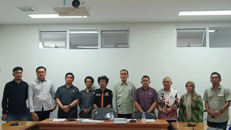 DPRD Sulbar Gelar RDP Terkait Dampak Lingkungan Aktivitas PT. PSL di Pasangkayu
