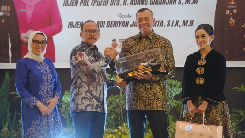 Kenal Pamit Kapolda Sulbar: Gubernur Harap Irjen Pol Adi Geriyan bisa Bawa Sulbar ke Arah yang Lebih Baik