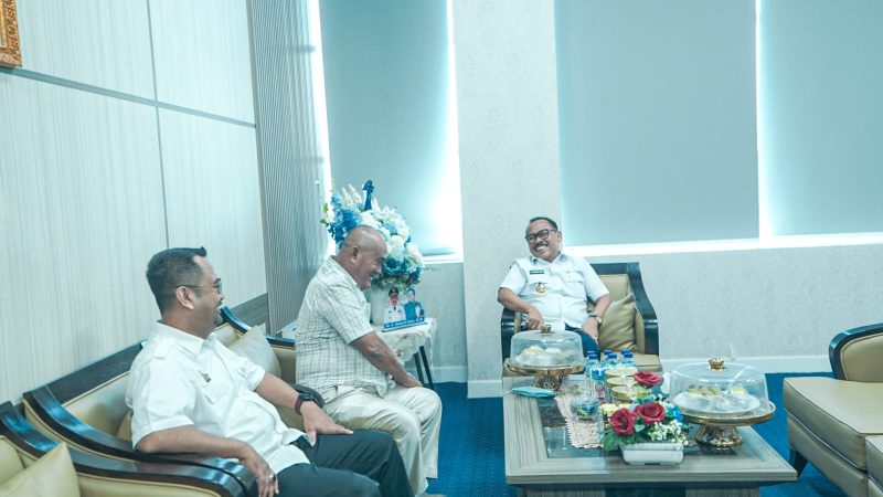 Gubernur Suhardi Bahas Stabilitas Daerah saat Bertemu Raja Mamuju dan Raja Balanipa