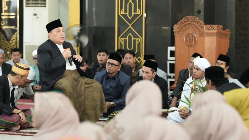 Wagub Sulbar Gubernur Jadi Saksi Pernikahan Anak Imam Masjid Syuhada