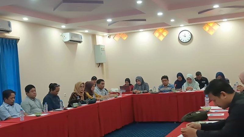 Sekretariat DPRD Sulbar Kolaborasi LPPM Unhas Gelar FGD