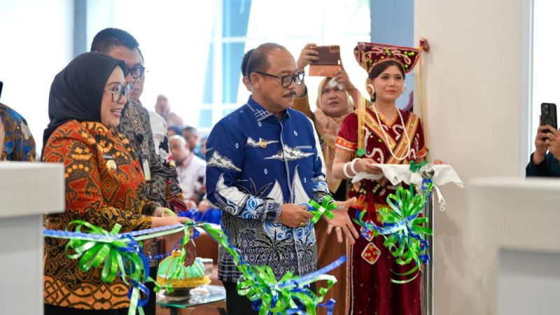 Peresmian Gedung Bank SULSELBAR, Gubernur Suhardi Duka Tekankan Dukung UMKM dan Pertanian