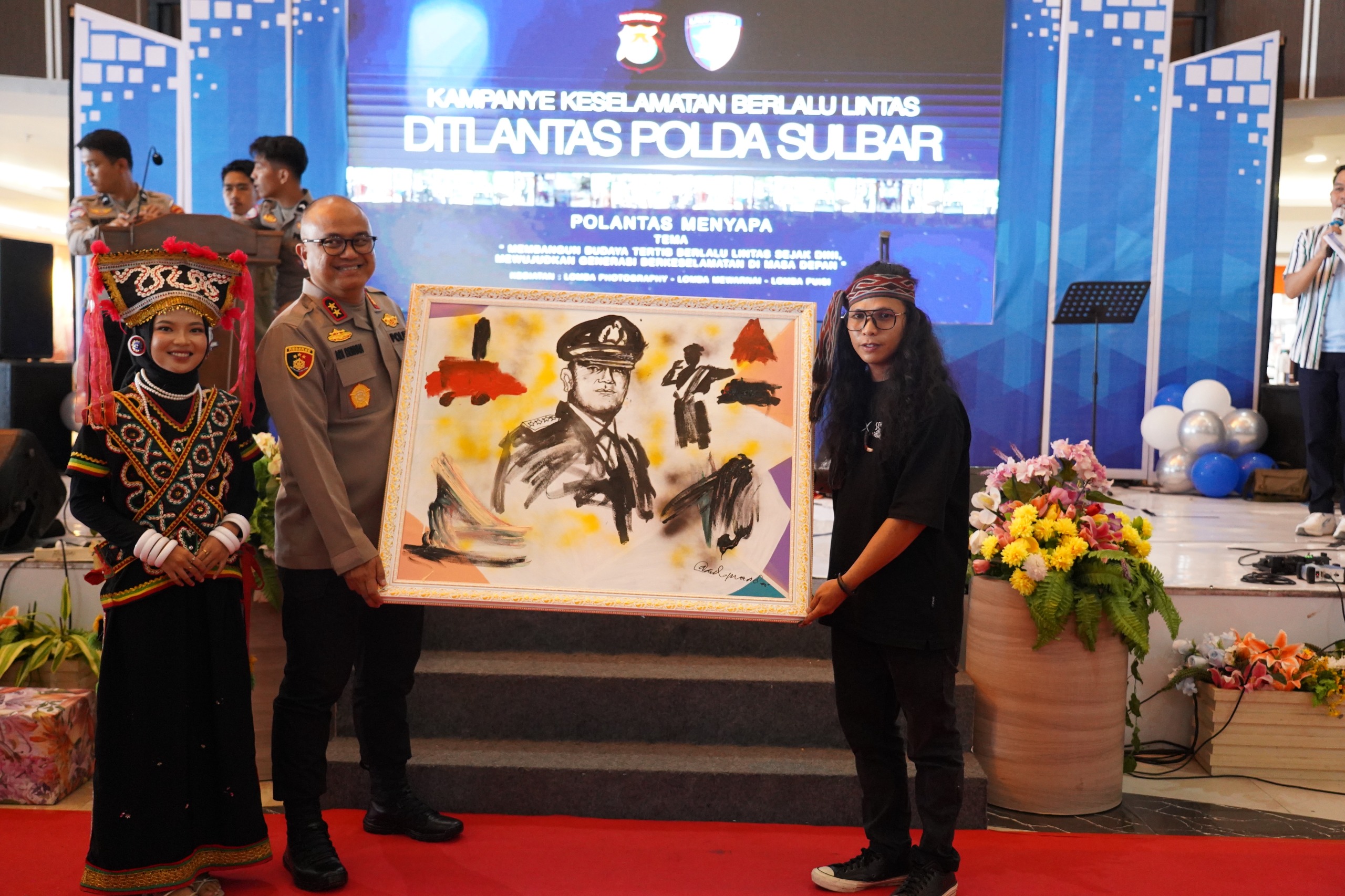 Kampanye Keselamatan Polda Sulbar Hidupkan Kreativitas Anak Bangsa Lewat Menggambar dan Puisi yang Disiarkan Langsung