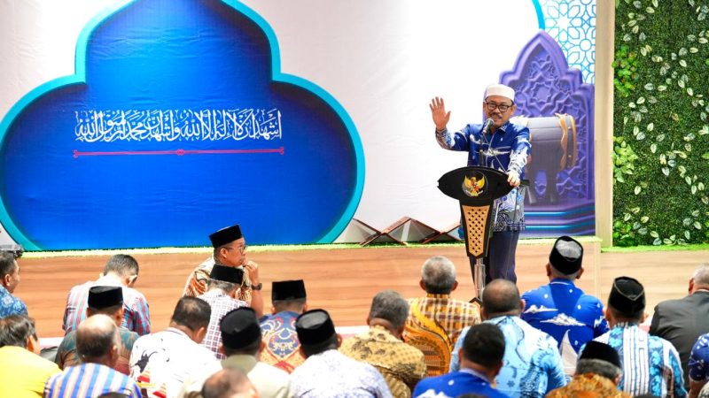 Kultum Dzuhur di Kantor Gubernur, Suhardi Duka Urai 4 Syarat Bangsa Jadi Baik