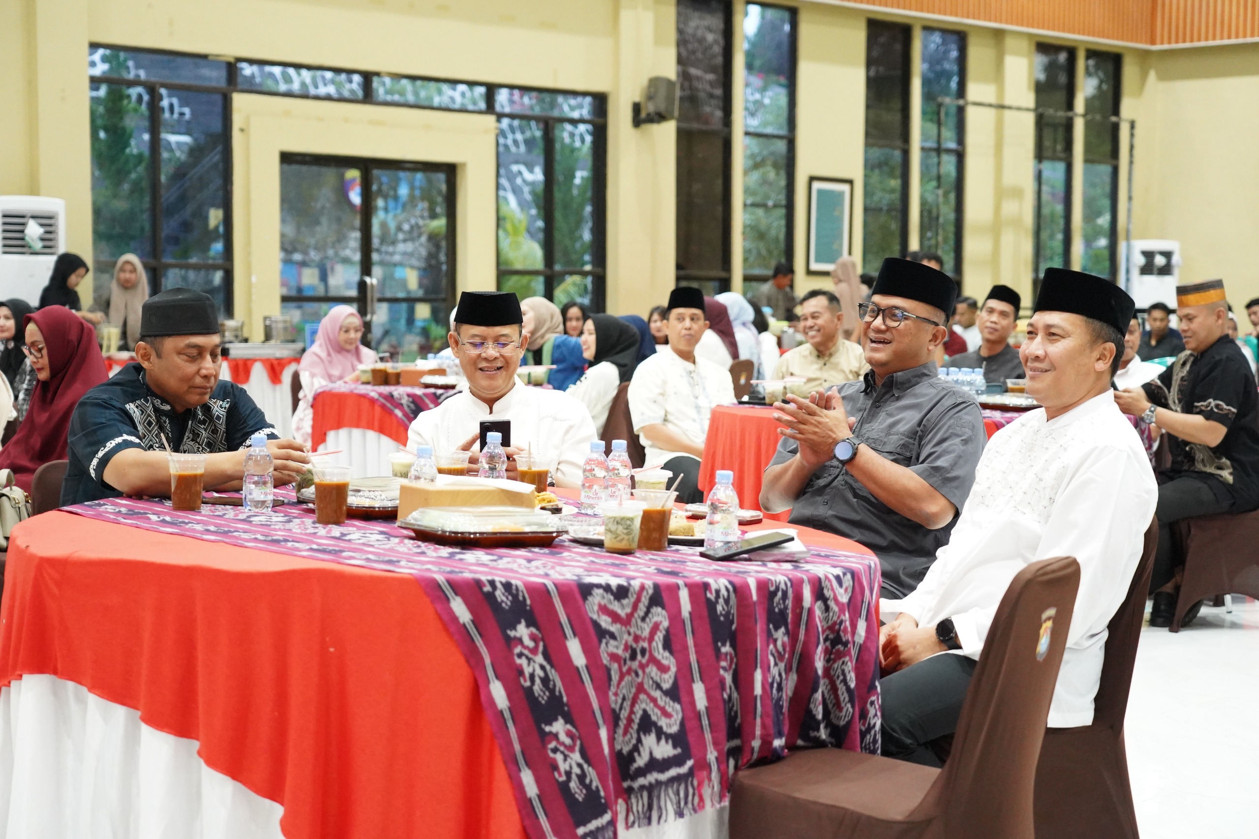 Buka Puasa Bersama Kapolda Sulbar, Pererat Silaturahmi di Momen Suci Ramadhan