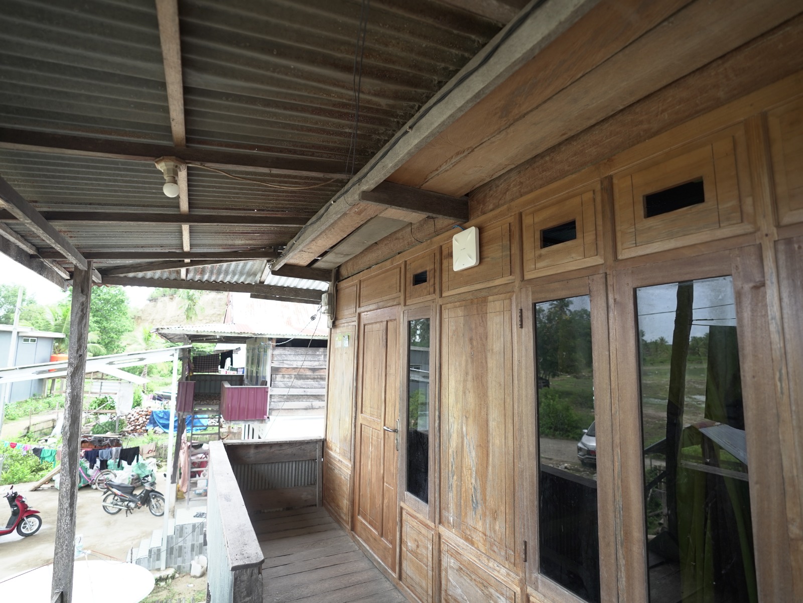 KominfoSS Pantau Internet SULBAR Digital di Kantor Lurah Tande Timur