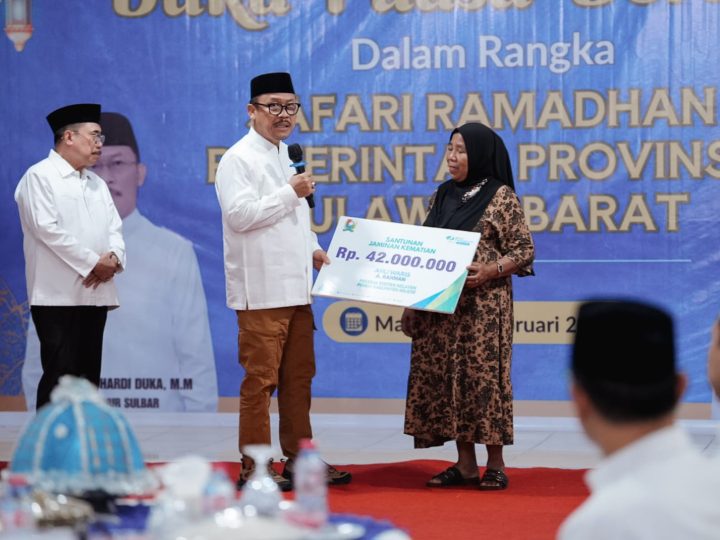 Gubernur Sulbar Bagikan 1.000 Paket dan Sampaikan Alokasikan Rp50 Miliar untuk Pembangunan