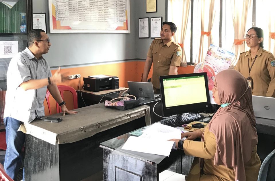 Kadis KominfoSS Pastikan Internet SULBAR Digital Optimal di Puskesmas Pasangkayu
