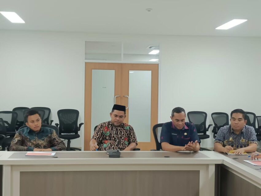 Sekwan DPRD Provinsi Sulbar Terima Kunjungan Kerja Komisi II DPRD Majen