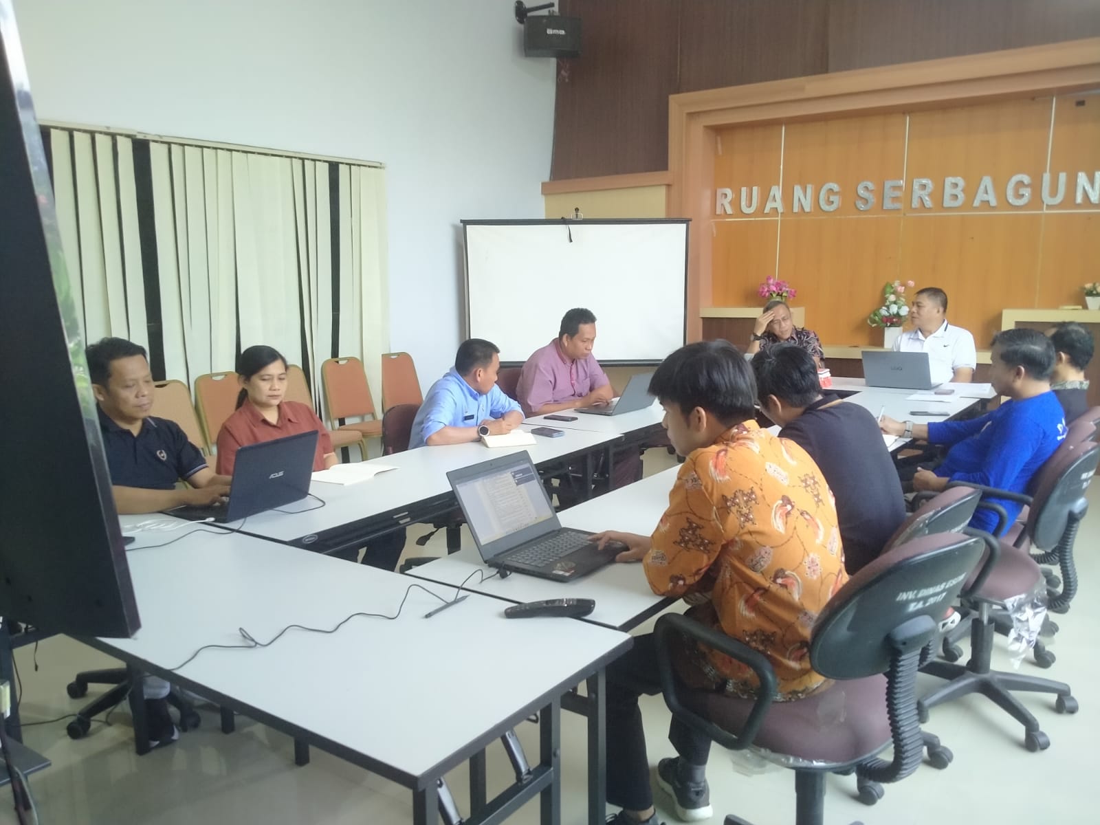 Dinas ESDM Sulbar Godok Instrumen Survei Kepuasan Masyarakat