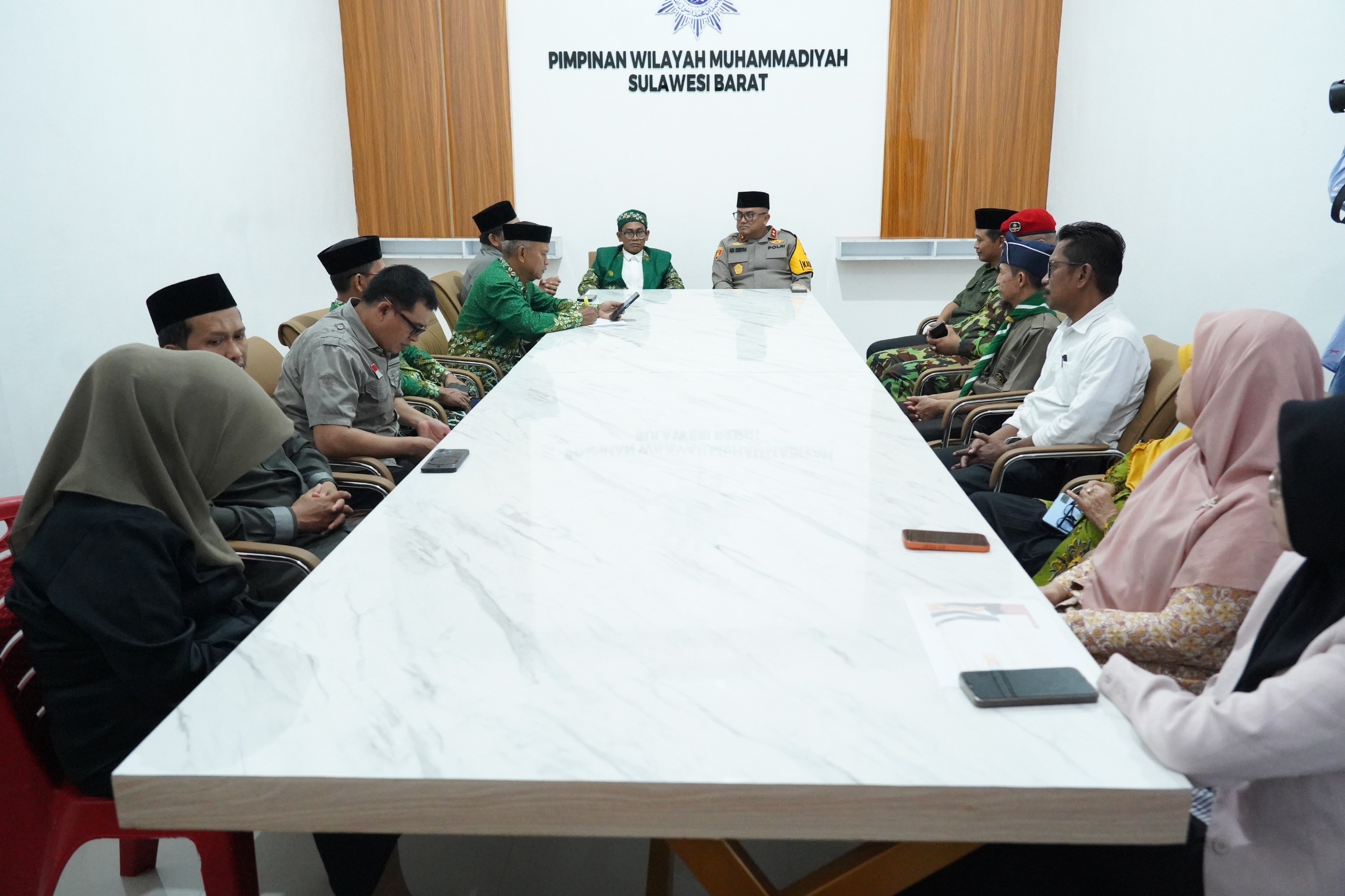 Bangun Kolaborasi, Kapolda Sulbar Silaturahmi Dengan PW Muhammadiyah