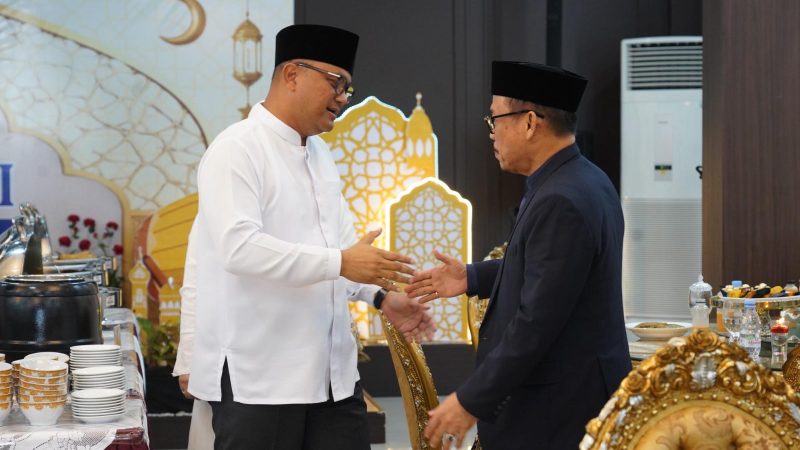 Kapolda Sulbar Kunjungan Halal Bi Halal ke Rujab Gubernur