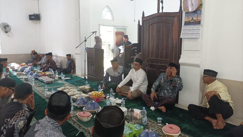 Kepala Biro Pemkesra Pererat Silaturahmi dalam Halal Bi Halal Masyarakat Parung