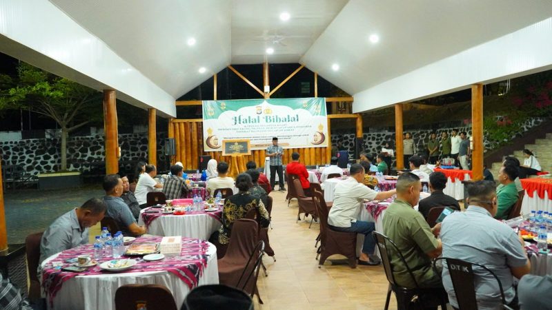 Perkuat Sinergi dan Komunikasi, Kapolda Sulbar Gelar Halal Bihalal Bersama Elemen Masyarakat