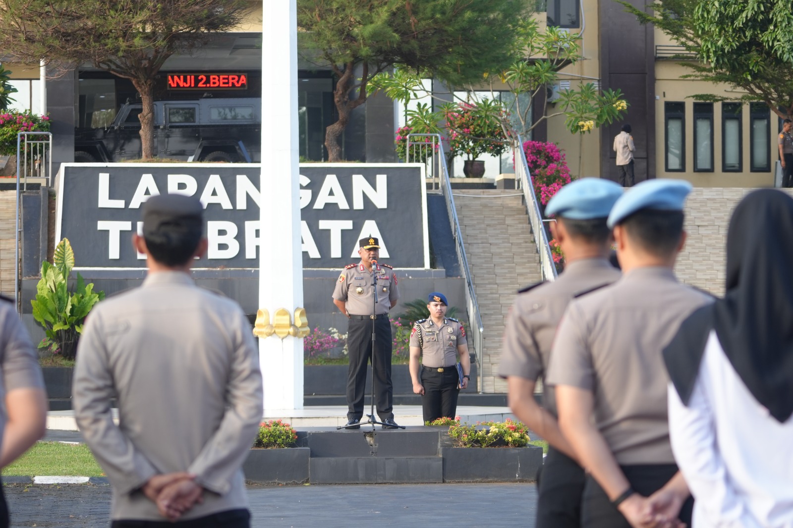 Kapolda Sulbar: Polisi Wajib Jadi Pelindung dan Jamin Keamanan